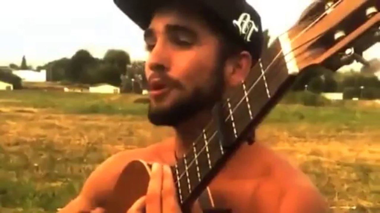 ☆ ★ ★ ☆Gitan qui chante ☆ ★ ★ ☆