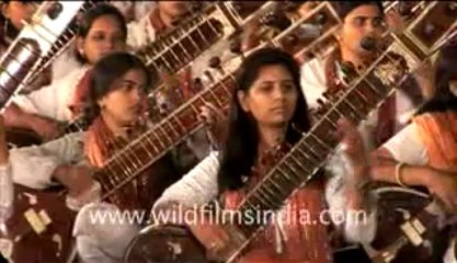 111. Mass sitar recital world record
