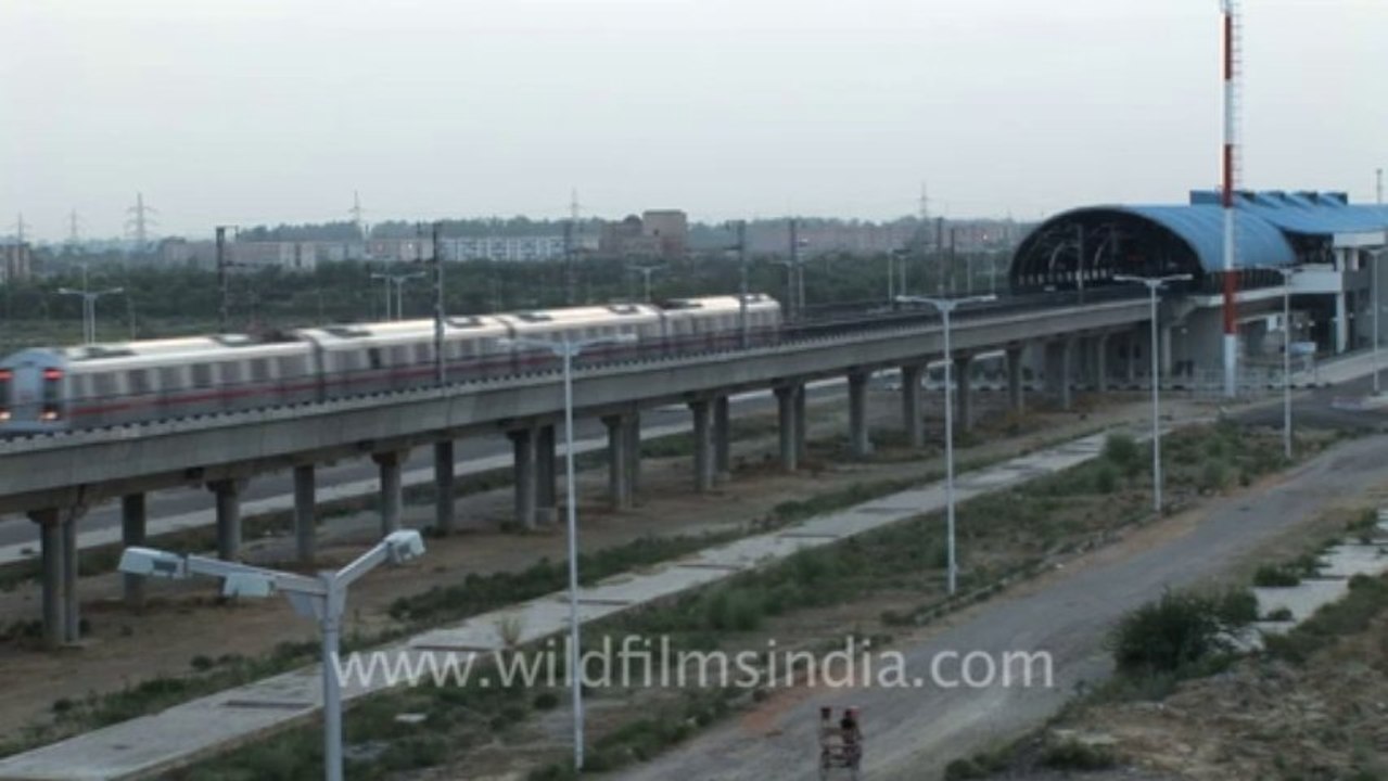 1155.Delhi Metro Trains