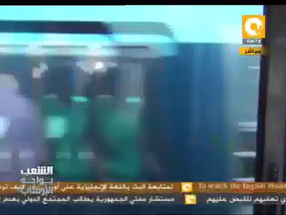 كارثة .. فتح أبواب مترو الأنفاق وهو ماشي وتعريض الركاب لخطر كبير