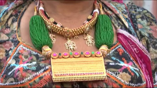 1619.Traditional Dress of Rajasthani Woman