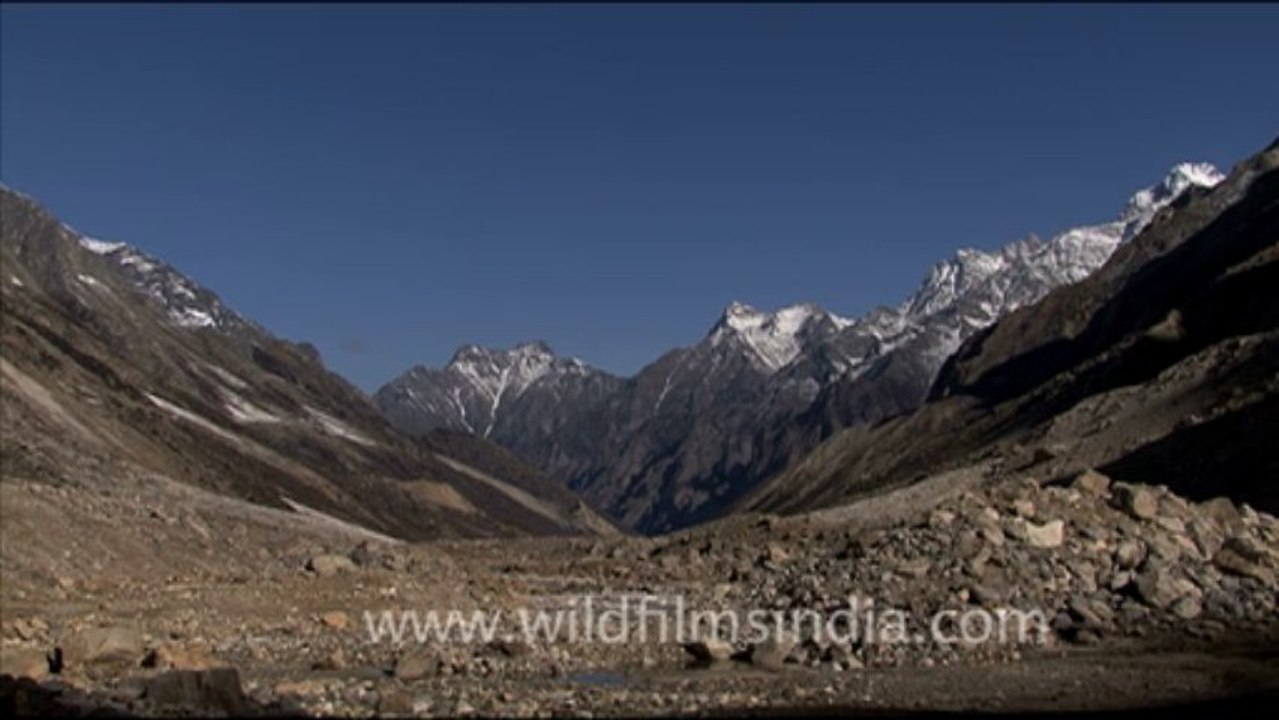 1742.Shivling above the Tapovan shelf, from Gaumukh