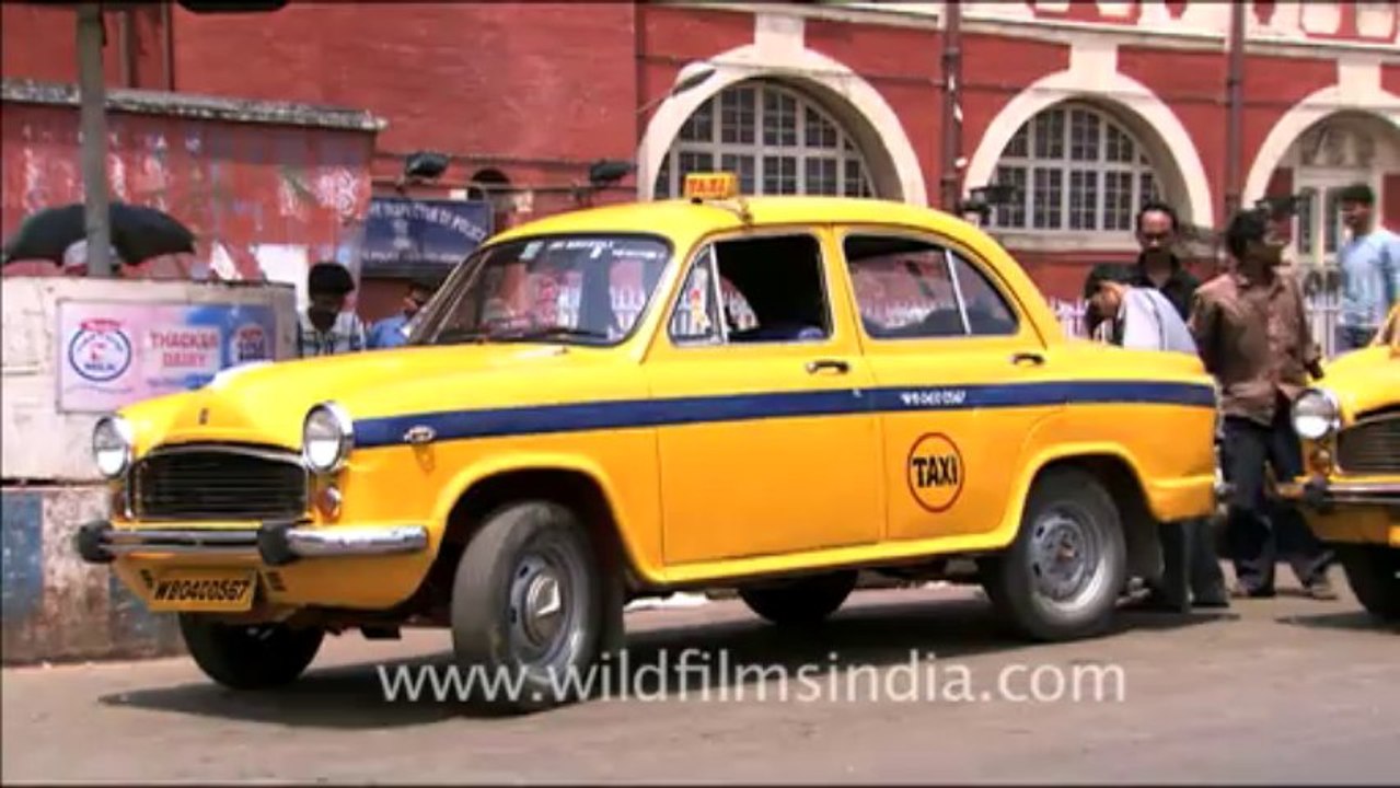 1795. Howrah Railway Station and Yellow Kolkata...