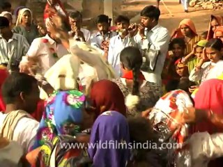 1848.Child grooms getting garland of money