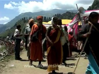 2201.Camps on the trail in Amarnath