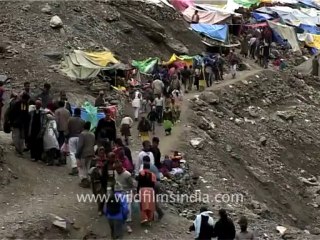 2343,Crowded Amarnath yatra camp!
