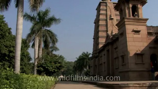 2585.Mulagandhakuti vihara buddhist temple in Sarnath, Varanasi