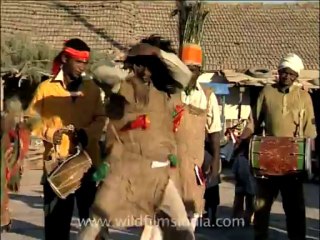 2664.Local dance of siddhi village
