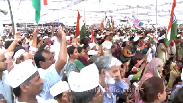 2694.Anna Hazare stronger than the Congress government?