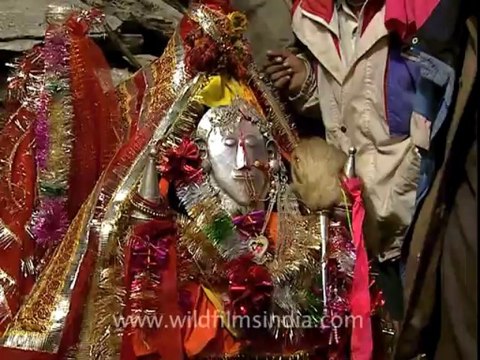 2906. Roopkund Lake where skeletons lie
