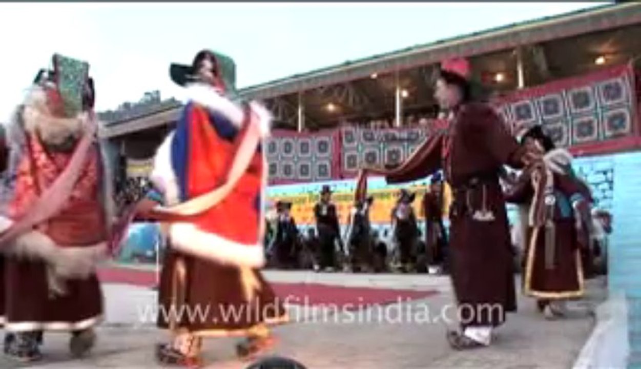 632.Ladakhi  Dance in Traditional Clothing