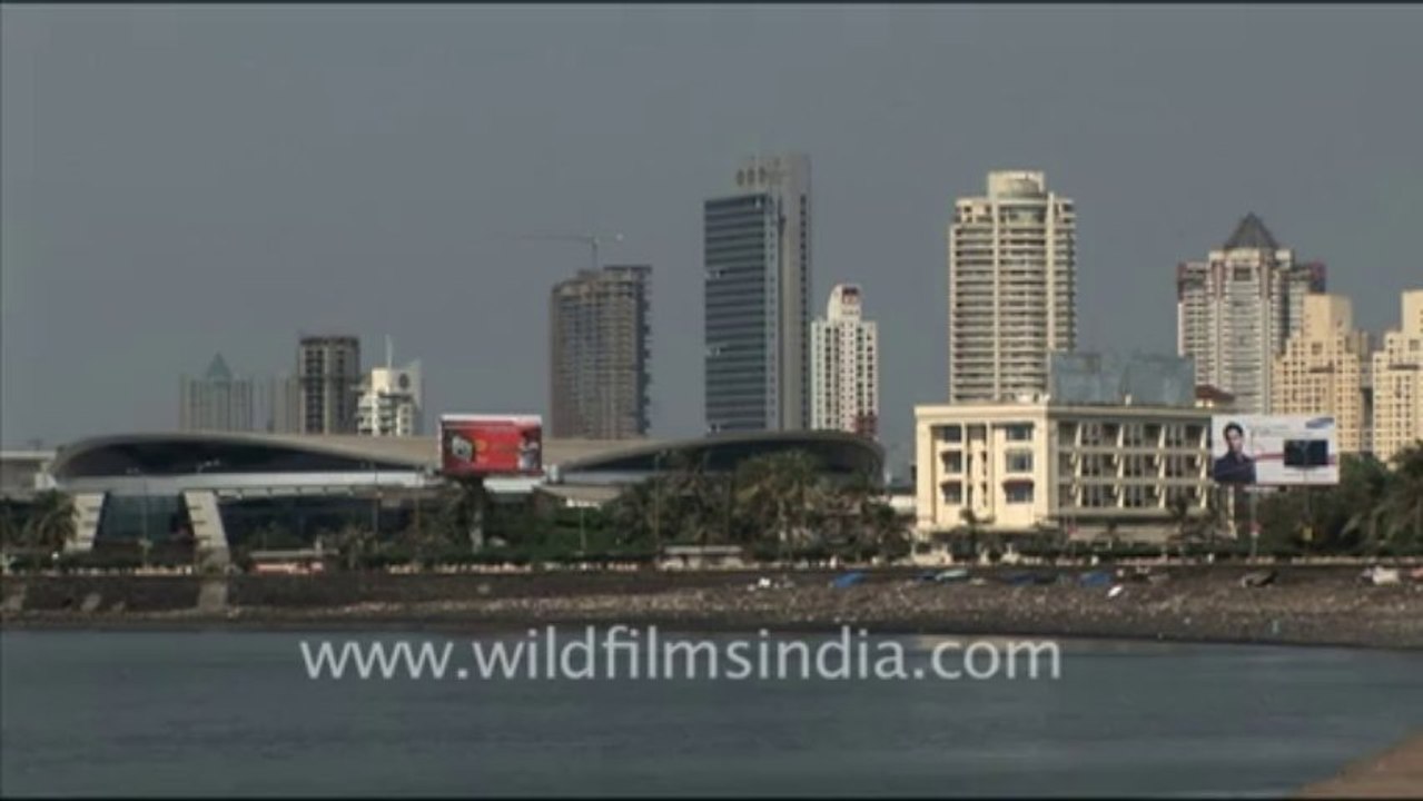843.Mumbai's Marine lines and Nehru Center