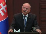 Cumhurbaşkanı Gül ile Slovakya Cumhurbaşkanı Gasparoviç Soruları Cevapladı