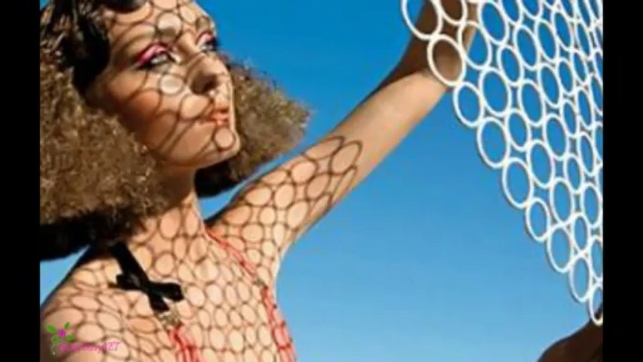 BARE ESCENTUALS BareMinerals Ενυδατική Κρέμα Προηγμένης Προστασίας