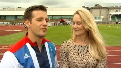 Paralympian dances at wedding for first time