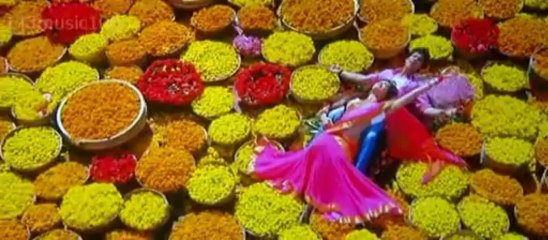 Bunke Titli Dil Ura Hai - Chennai Express Full Song HD Shahrukh Khan with Deepika