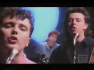 Everybody wants to rule the world