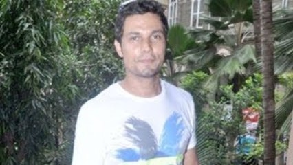 Randeep Hooda Promotes John Day @ College Fes