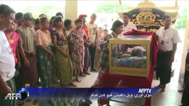 أكبر نجوم السينما البورمية يوفر خدمة مراسم جنازة مجانية