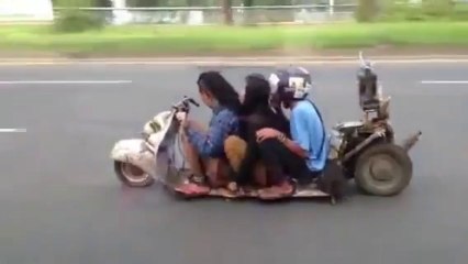 Download Video: Awesome Scooter with 3 passengers!