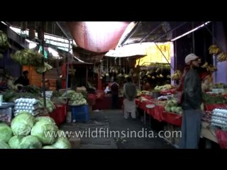Ladakh-market-DVD-180-27