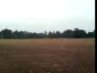 tom op zijn crossbrommer