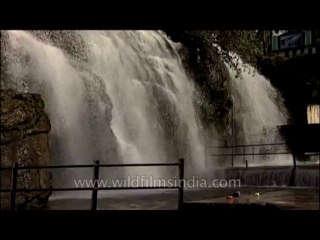 Kerala-temple-Waterfall-dvd-236-20