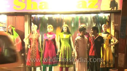 Varanasi-Ghat-Market-Tape-6-11