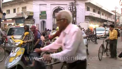 Varanasi-Ghat-Market-Tape-6-2