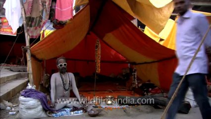 Varanasi-naga baba-juna akhada-arti-bhandara-baidyanath temple-hdc-tape-1-17