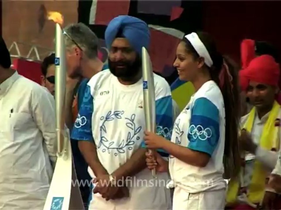 delhi-olympic torch relay-1