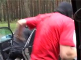 Violent arrest in Russia : Drug sellers arrested!