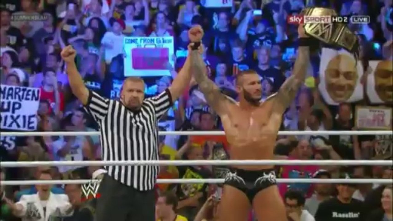 Randy Orton cashes in Money in the Bank