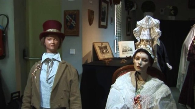 Exposition sur les traditions Normandes au musée des sapeurs pompiers de Montville : L'âge du mariage