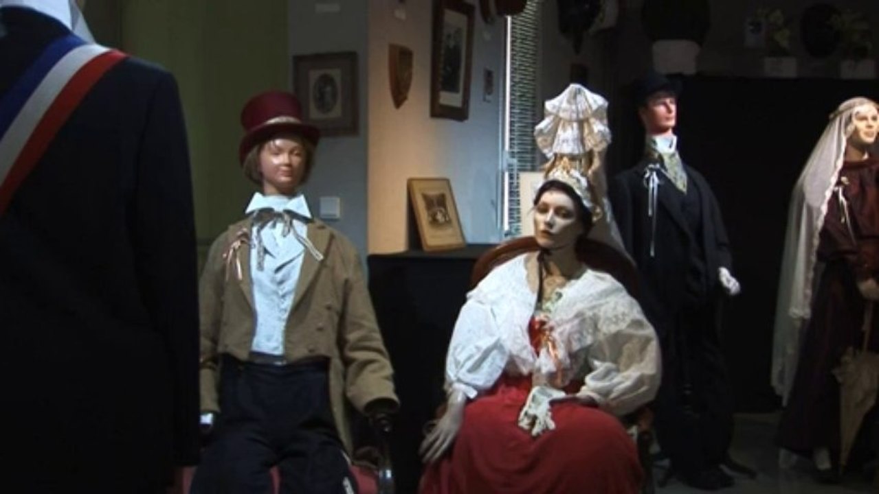 Exposition sur les traditions Normandes au musée des sapeurs pompiers de Montville : le mariage