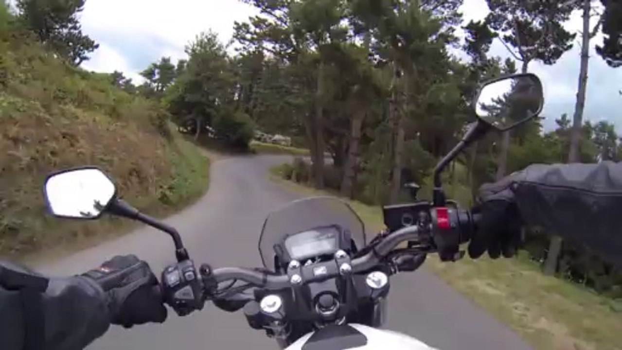 Toujours un coin de ciel bleu au bled - Honda NC700S