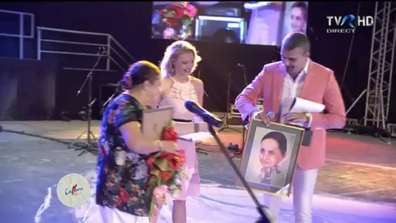 Lucia Hossu Longin - Festivalul Mangalia 2013