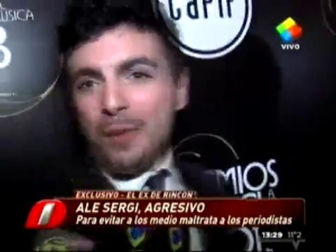 Exitoina.com - Ale Sergi cortante Intrusos