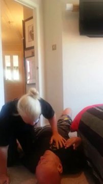 Husband Scares Wife With Electrical Prank