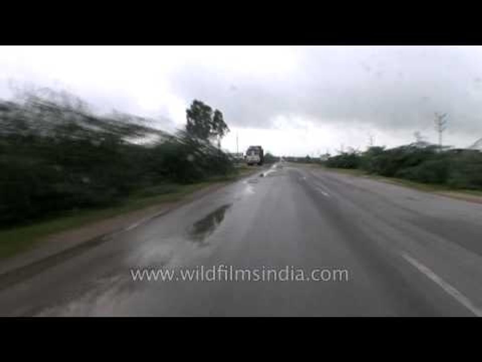 Monsoon driving on the Kota Cross Road towards Ajmer