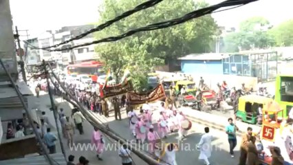 Mahavir jayanti-Devotees and band moving towards parade ground-12