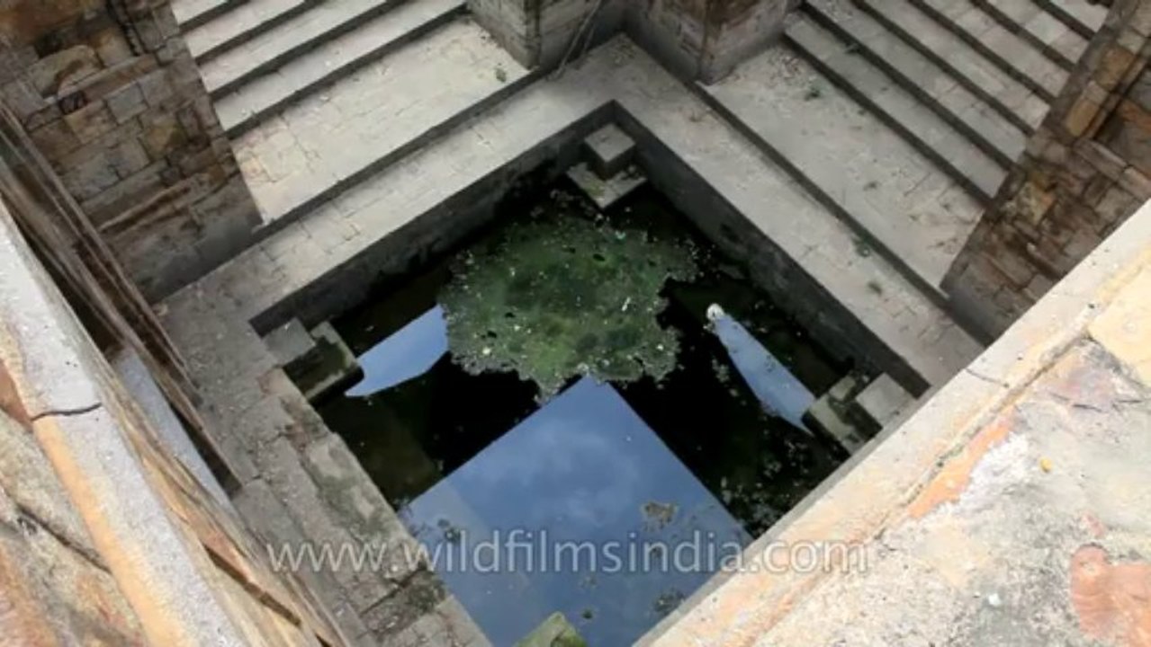 Red fort baoli-delhi-2