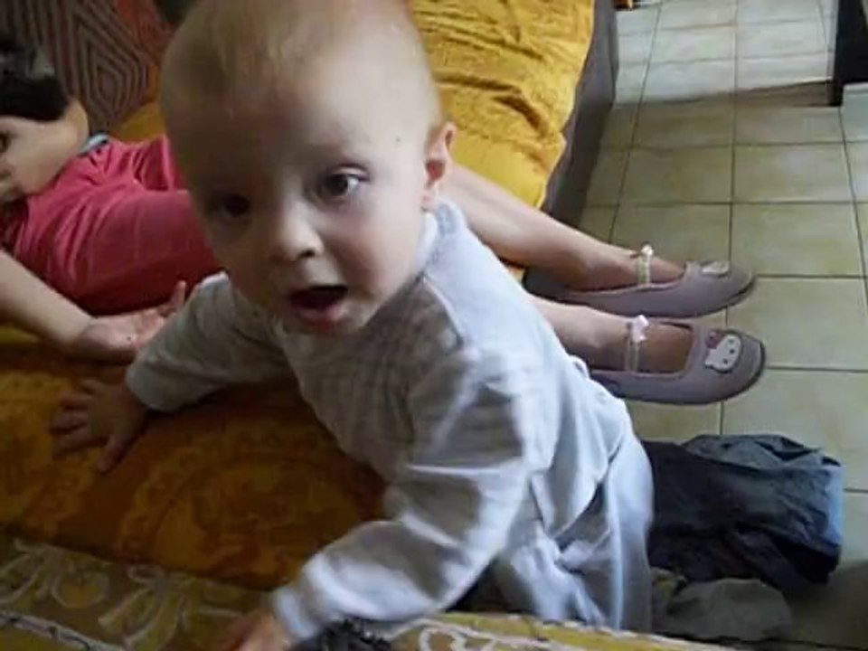 1ers pas de mon bb