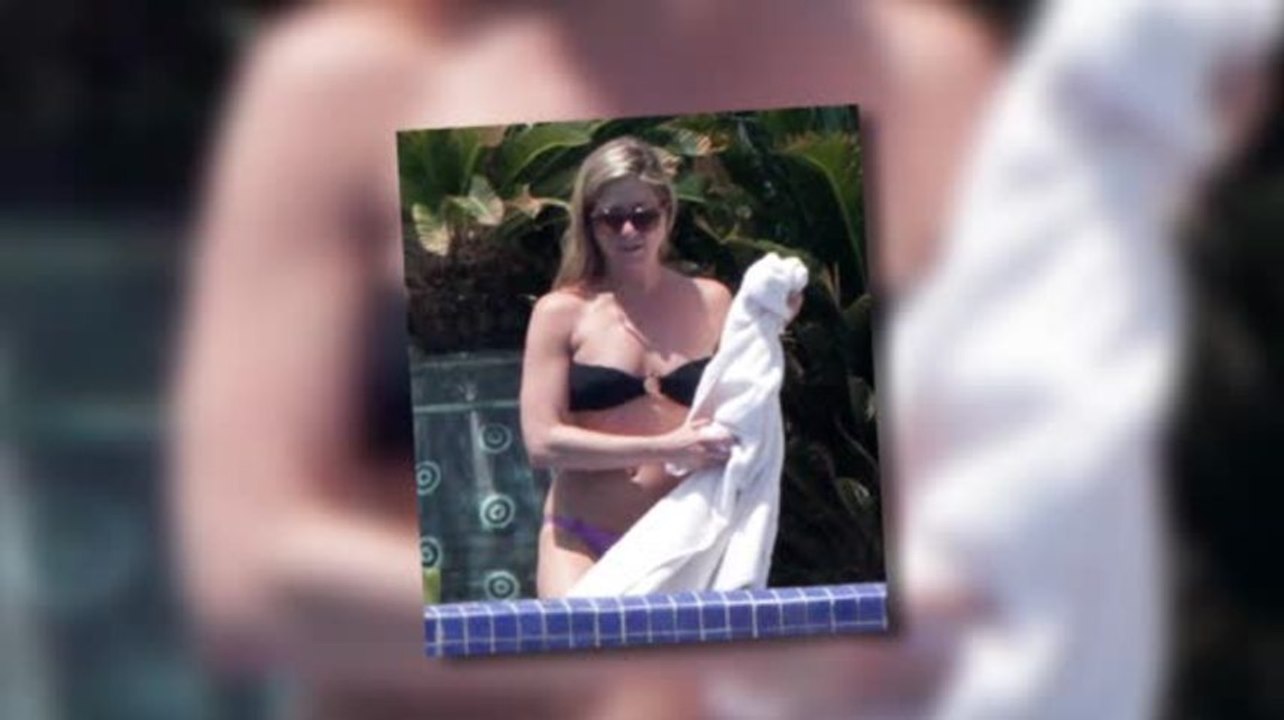 Jennifer Aniston wieder am Pool