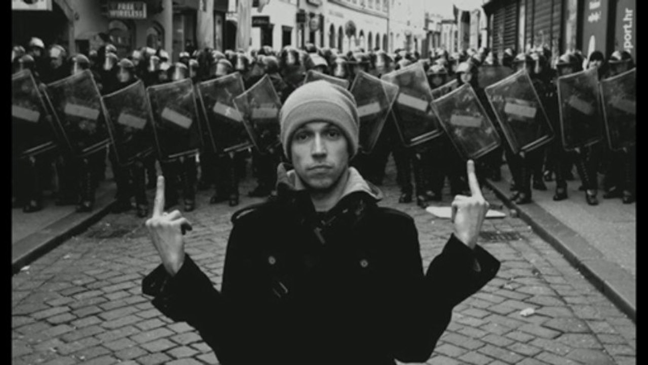 Med G.Outlaw Feat Sayf Takrizz _ Nique Systeme ( Rap Tunisien )