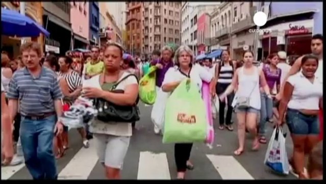 Brasile, la banca centrale interviene in difesa della moneta