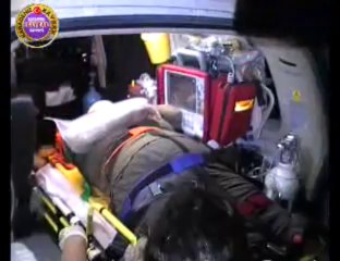 ORDU SAHİLİNDE GEZERKEN DENİZE DÜŞTÜ