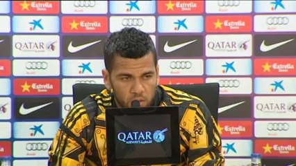 Alves sobre Messi: "A veces, los Ferrari tienen que pasar por el taller"