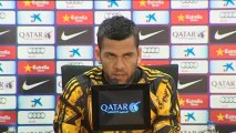 Dani Alves not worried about Messi's injury