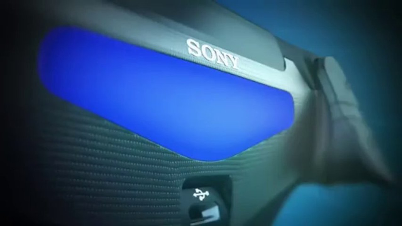 Console Sony PlayStation 4 - La PS4 et ses accessoires sous toutes les coutures